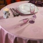 رومیزی ژاگارد گرد قطر 250 رزین تاژ طرح رمانس
